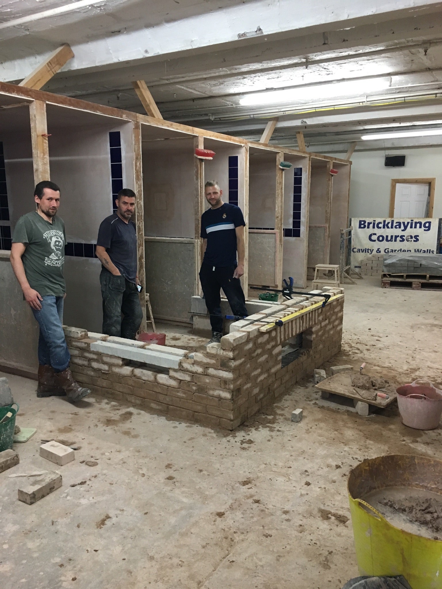 Bricklaying Course - Cavity Walls